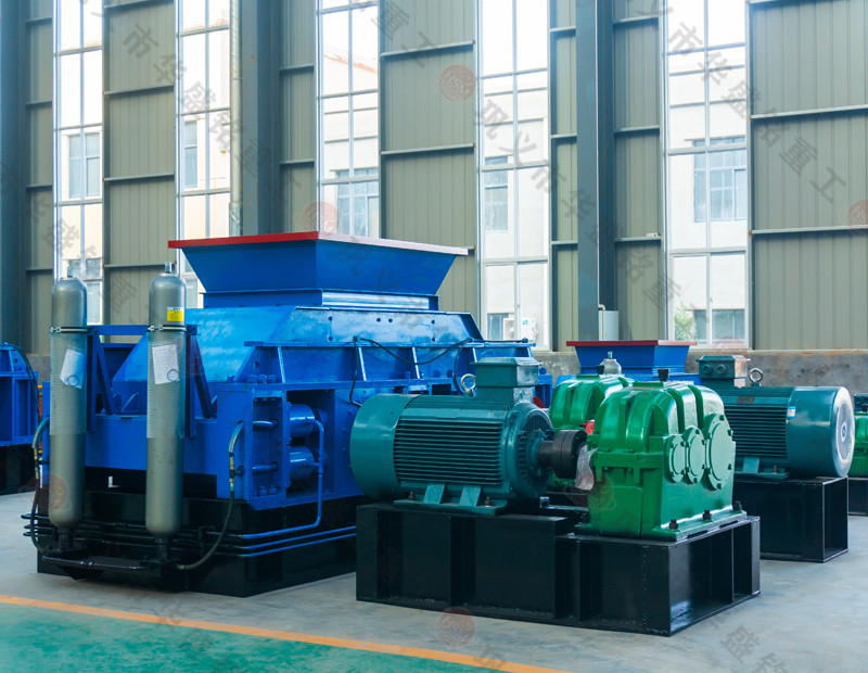 時產(chǎn)50噸河卵石對輥破碎機價格是多少？廠家如何選擇？